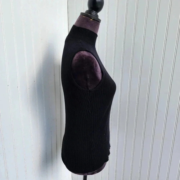 Madison Grey Black Stretch Ribbed Sleeveless Mock Neck Shirt Size M Rayon - Picture 2 of 9